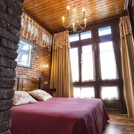 Hotel La Casona De 3*