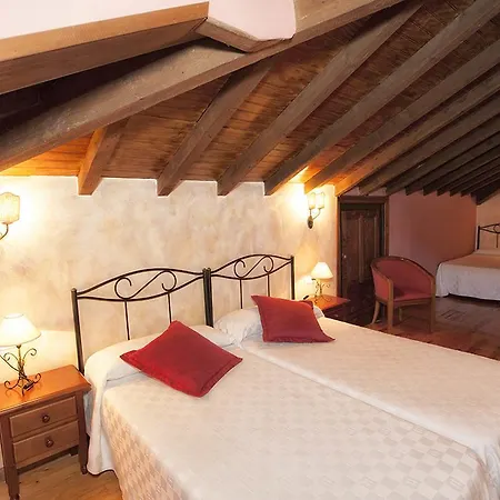 Hotel La Casona De 3*