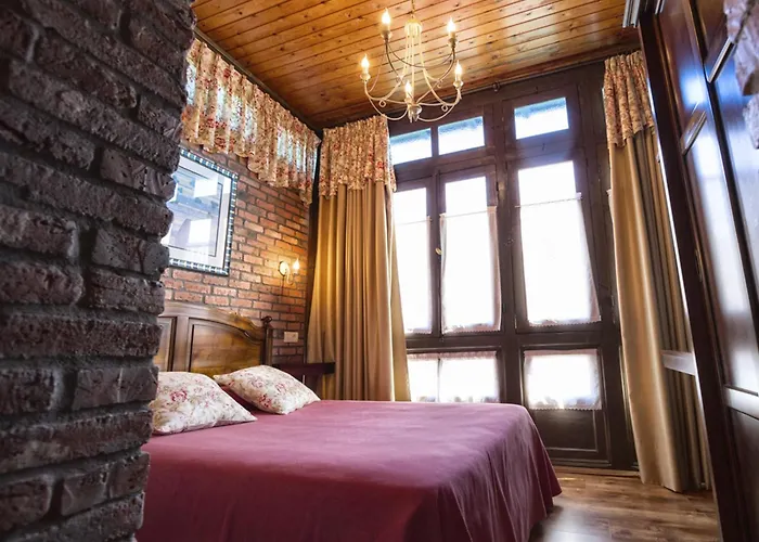 Hotel La Casona De 3*